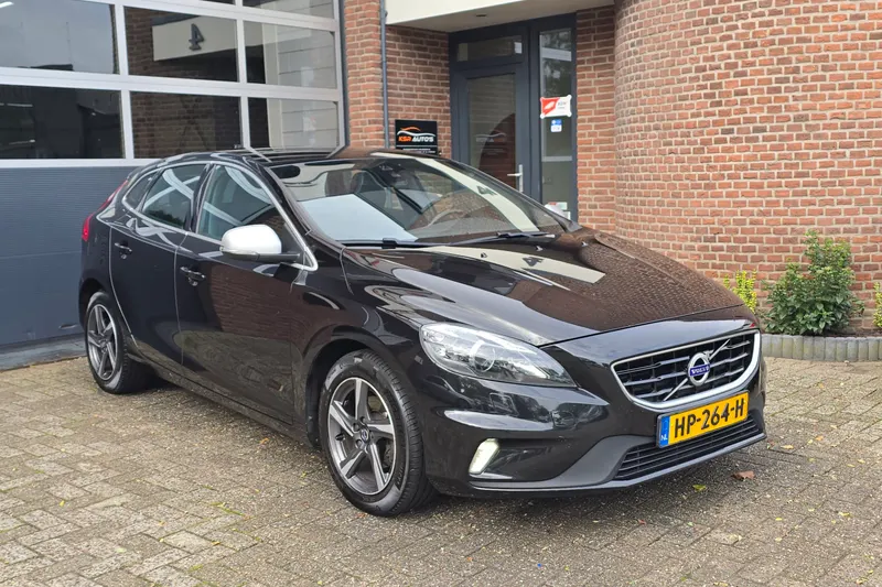 Volvo V40 (2015)