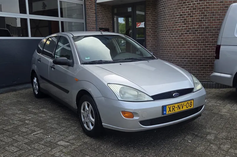 Ford Focus (1999)