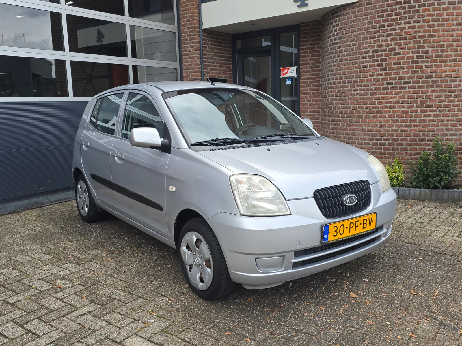 Kia Picanto (2004) — foto 1