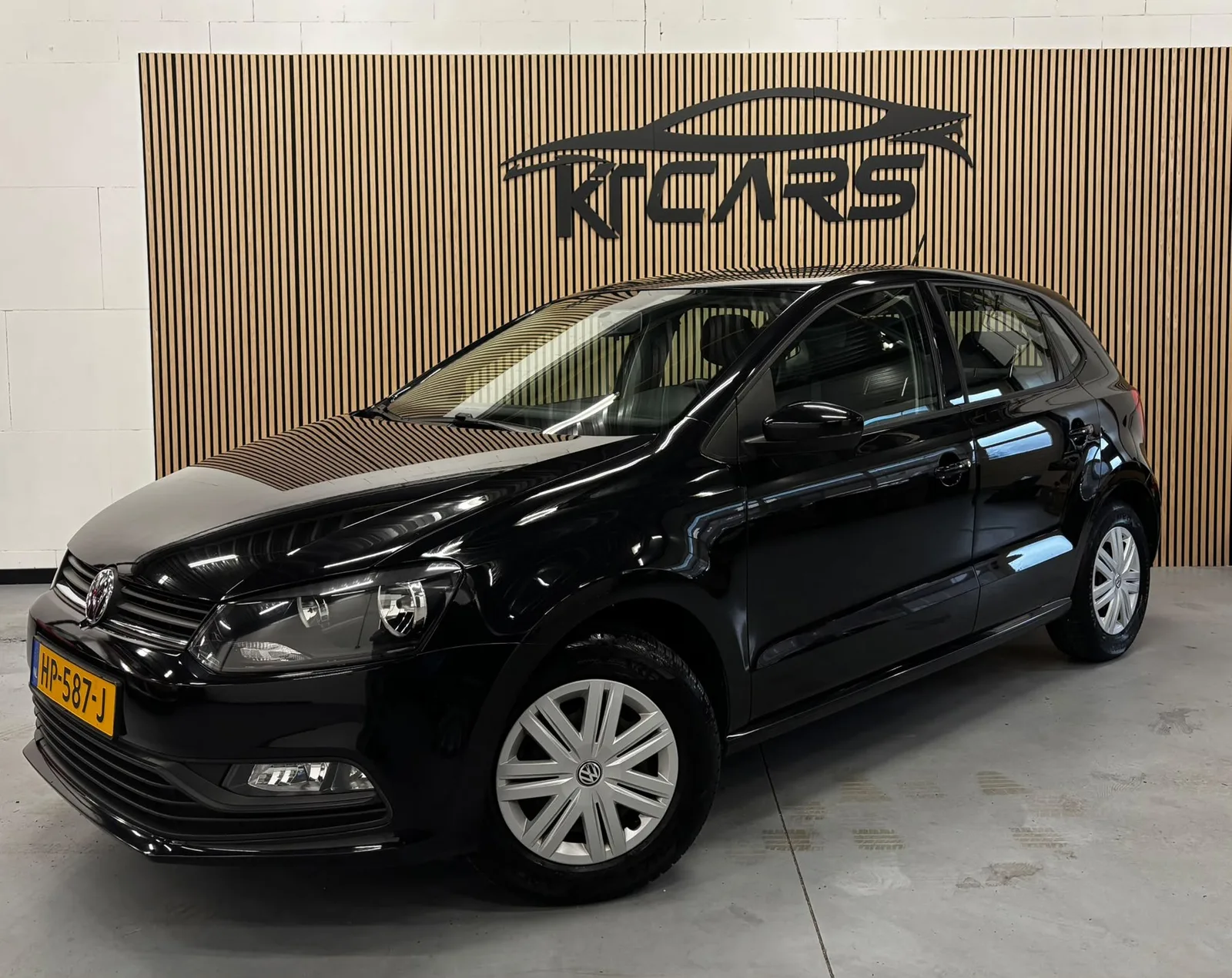 Volkswagen Polo (2015) — foto 1