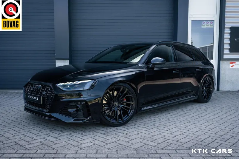 Audi RS 4 (2022)