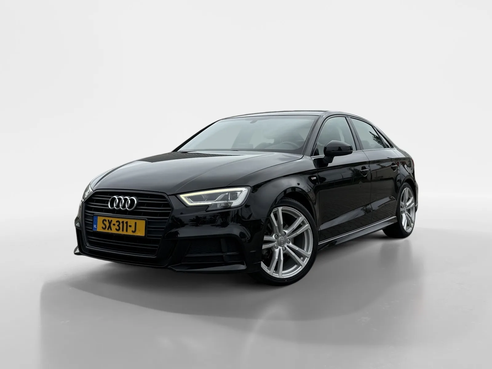 Audi A3 (2018) — foto 1