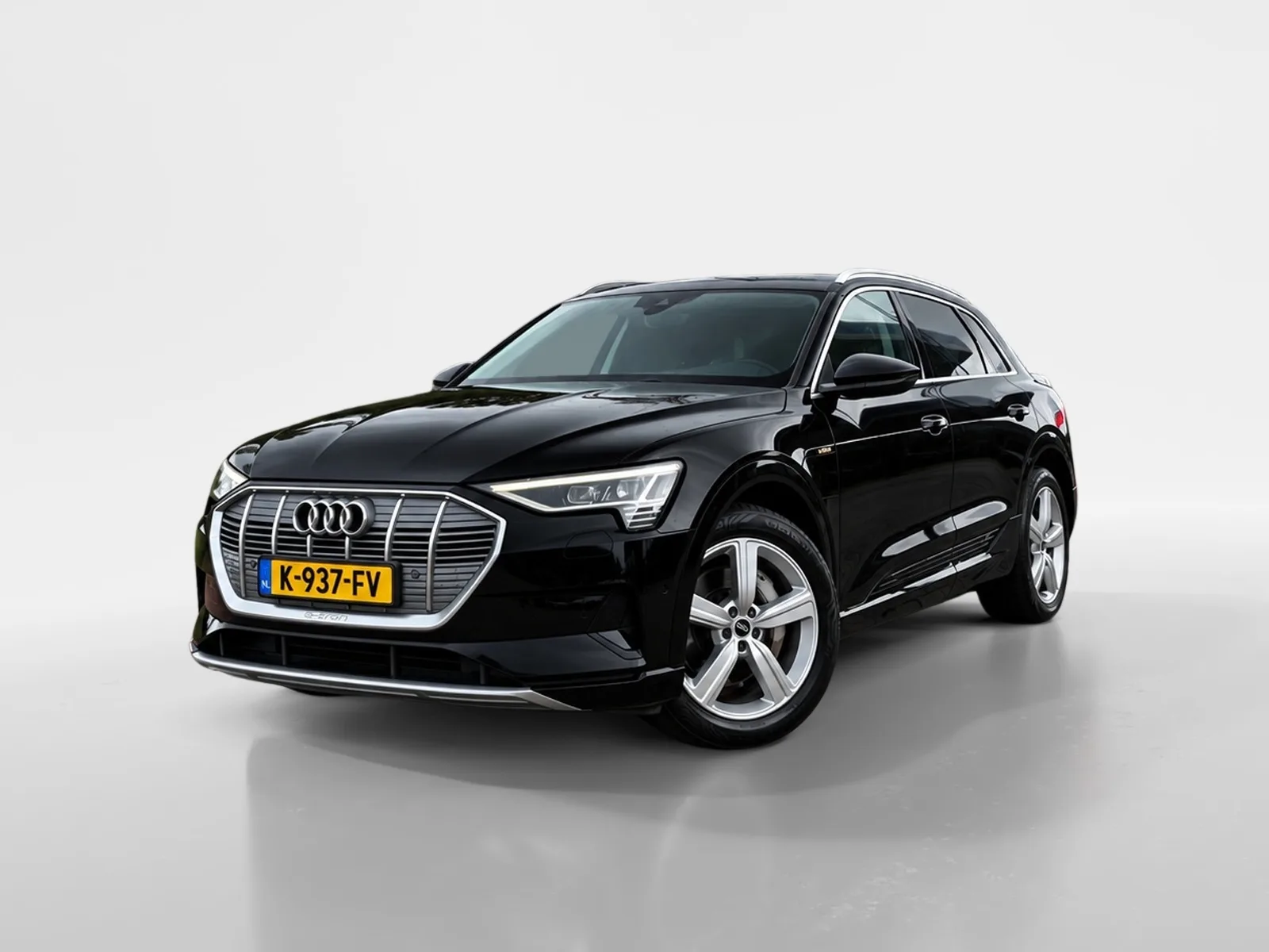 Audi e-tron (2020) — foto 1