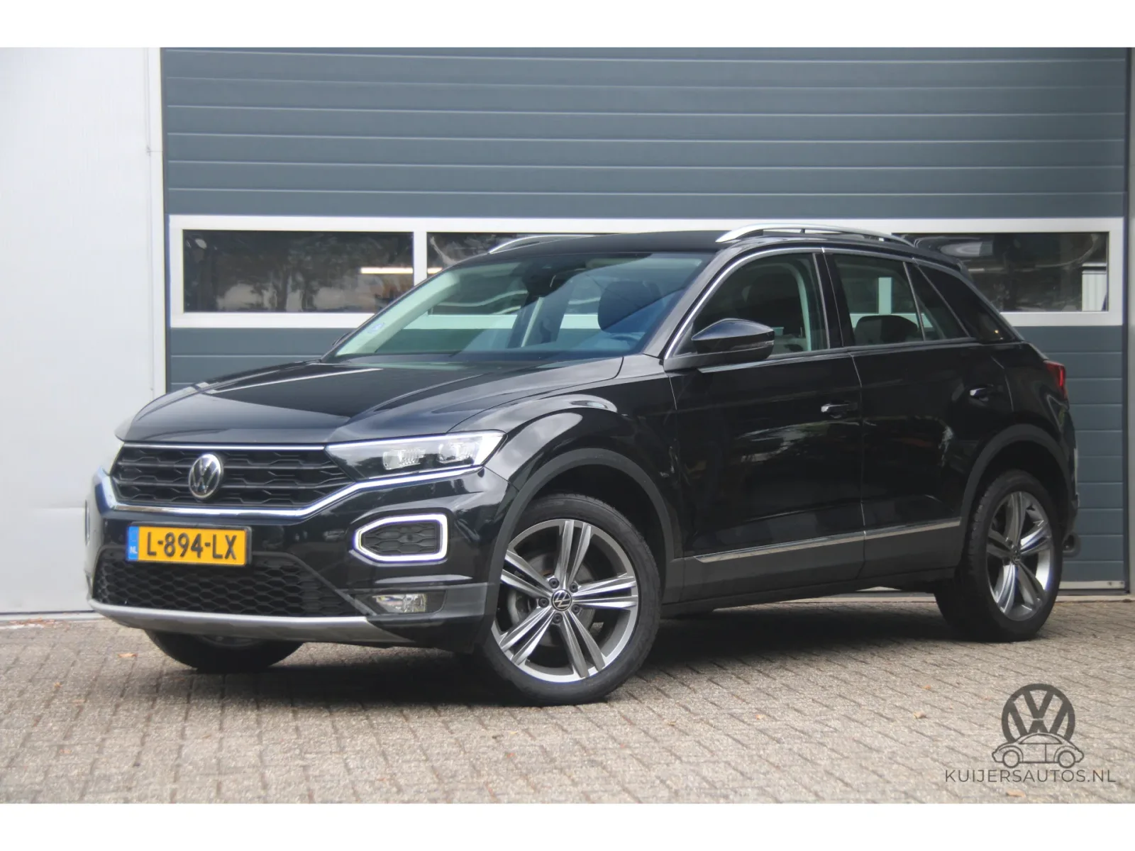 Volkswagen T-Roc (2021) — foto 1