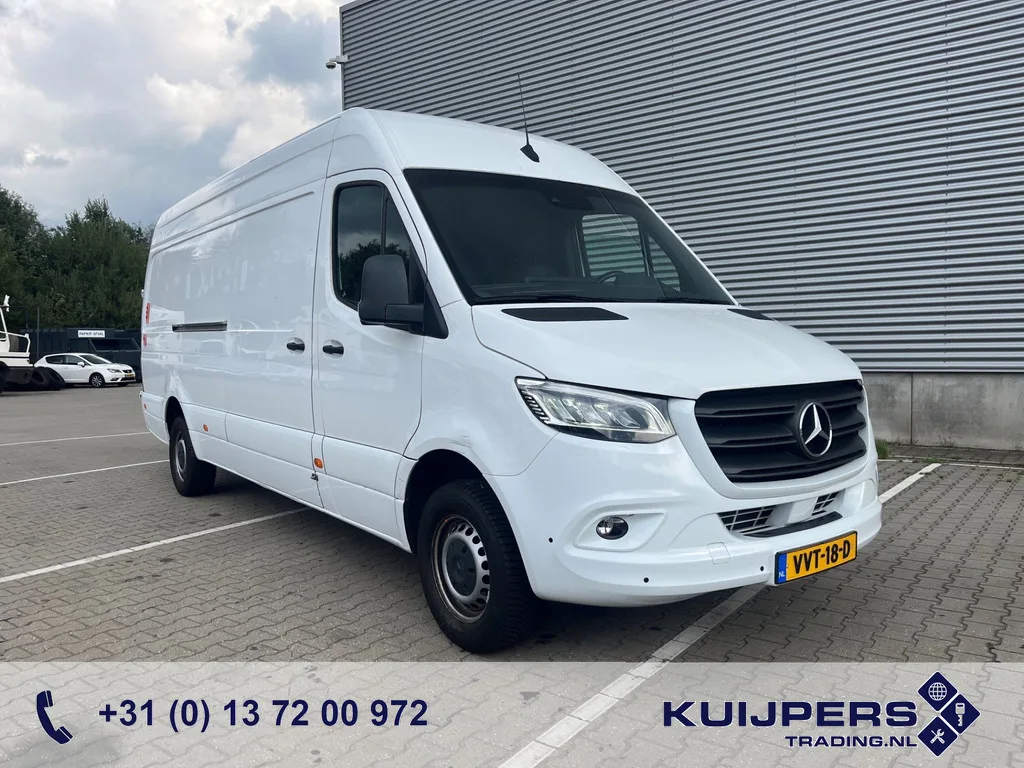 Mercedes-Benz Sprinter (2023) — foto 1