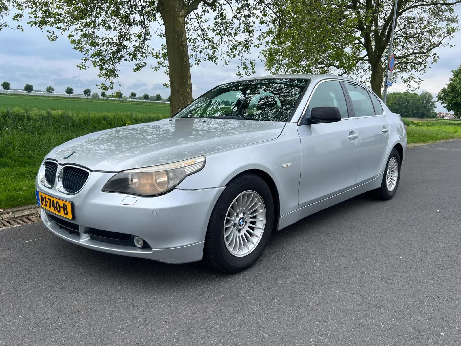 BMW 5-Serie (2005) — foto 1