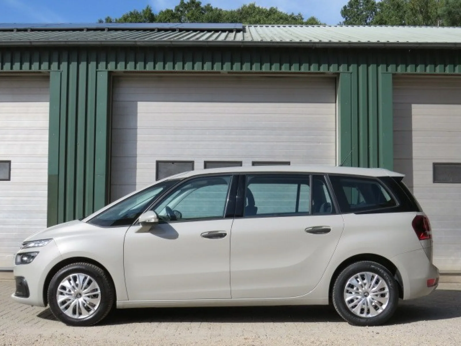 Citroën C4 (2017) — foto 1
