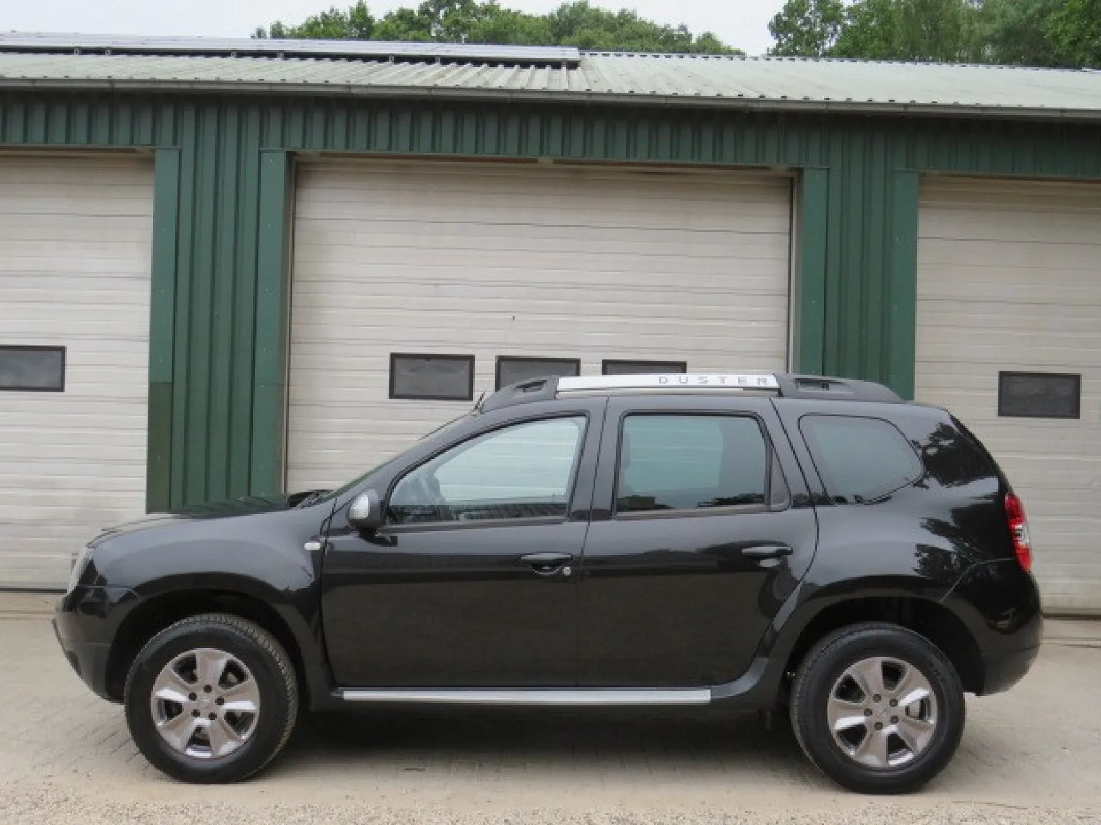 Dacia Duster (2015) — foto 1
