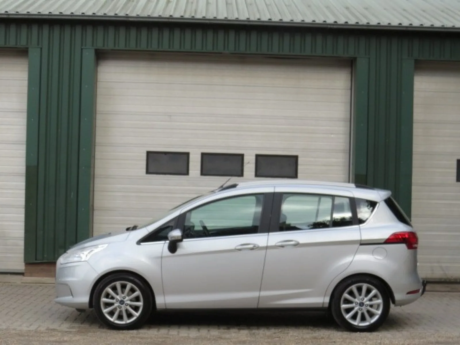 Ford B-Max (2014) — foto 1