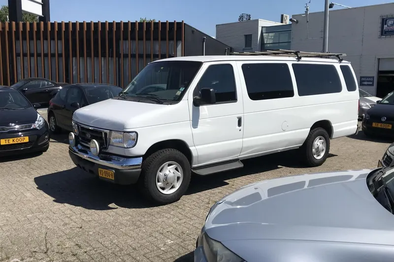 Ford Econoline (2005)