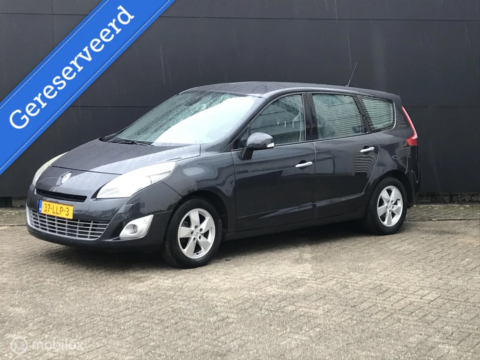 Renault Grand Scénic (2010) — foto 1