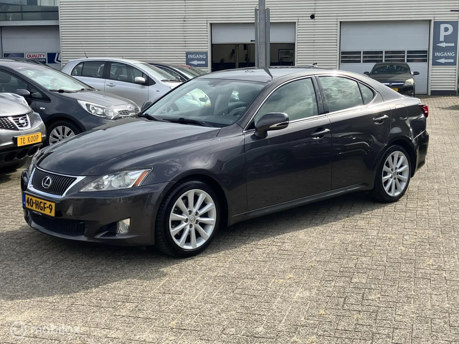 Lexus IS (2008) — foto 1
