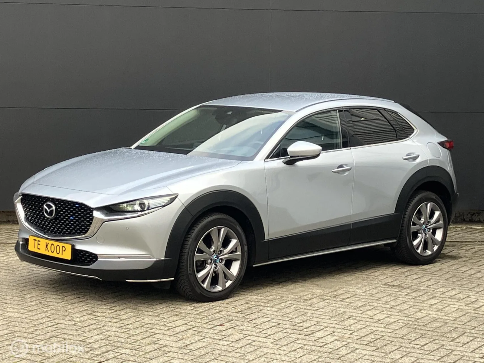 Mazda CX-30 (2021) — foto 1