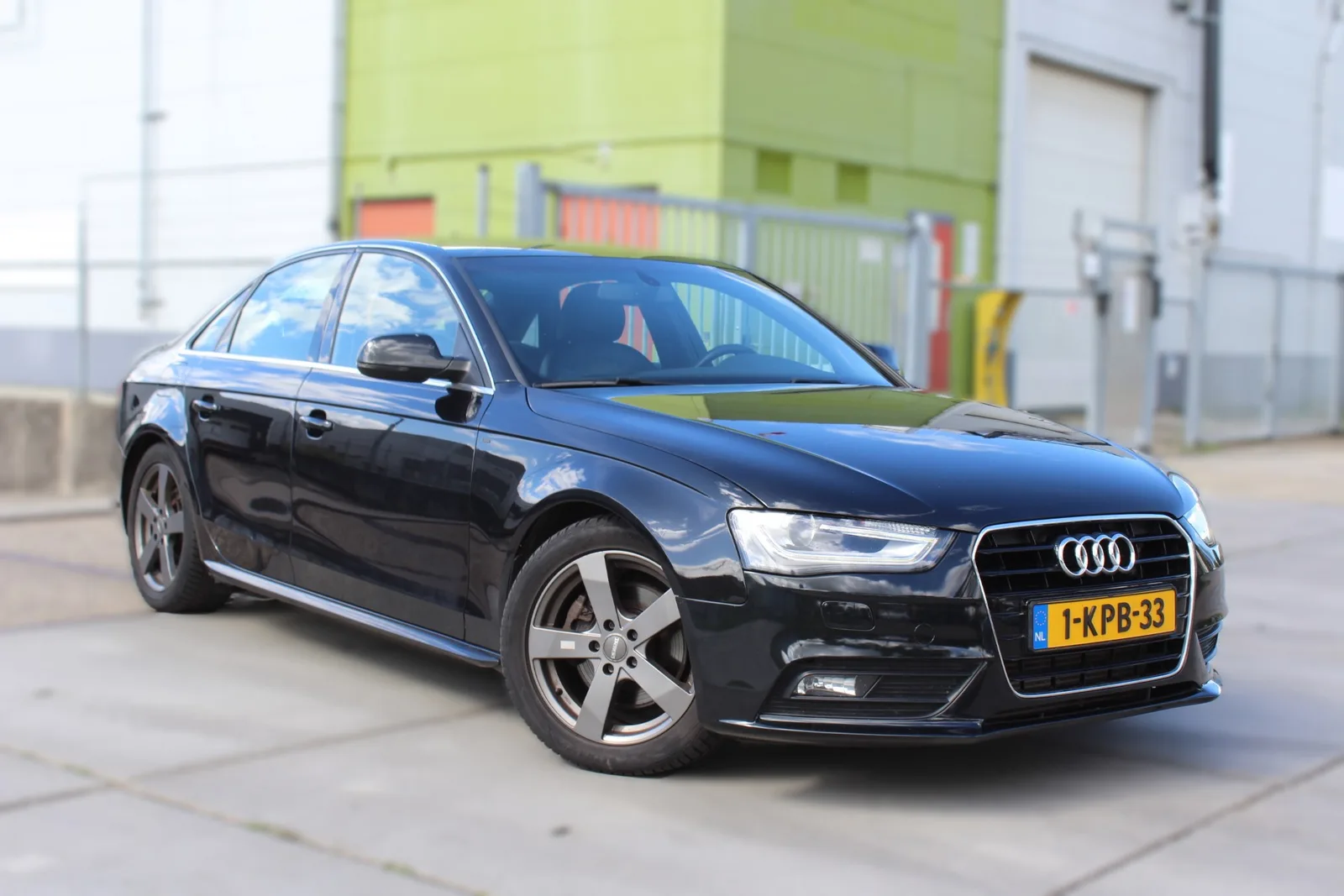 Audi A4 (2013) — foto 1