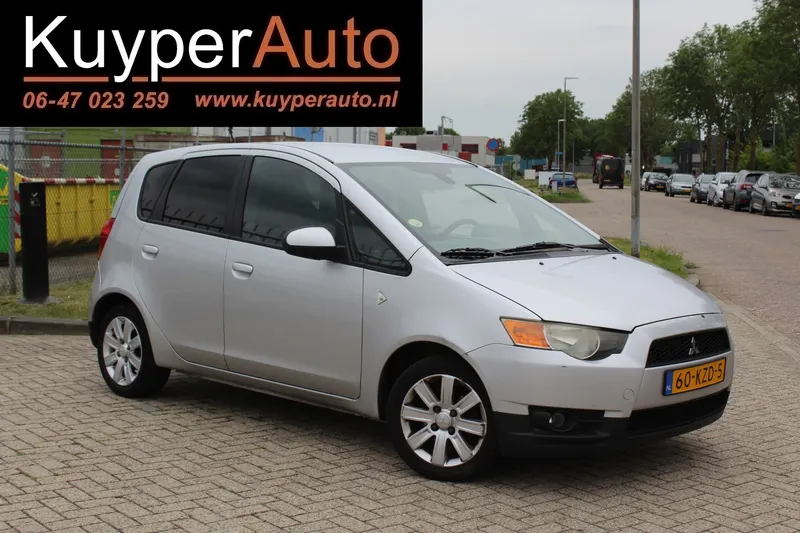 Mitsubishi Colt (2010)