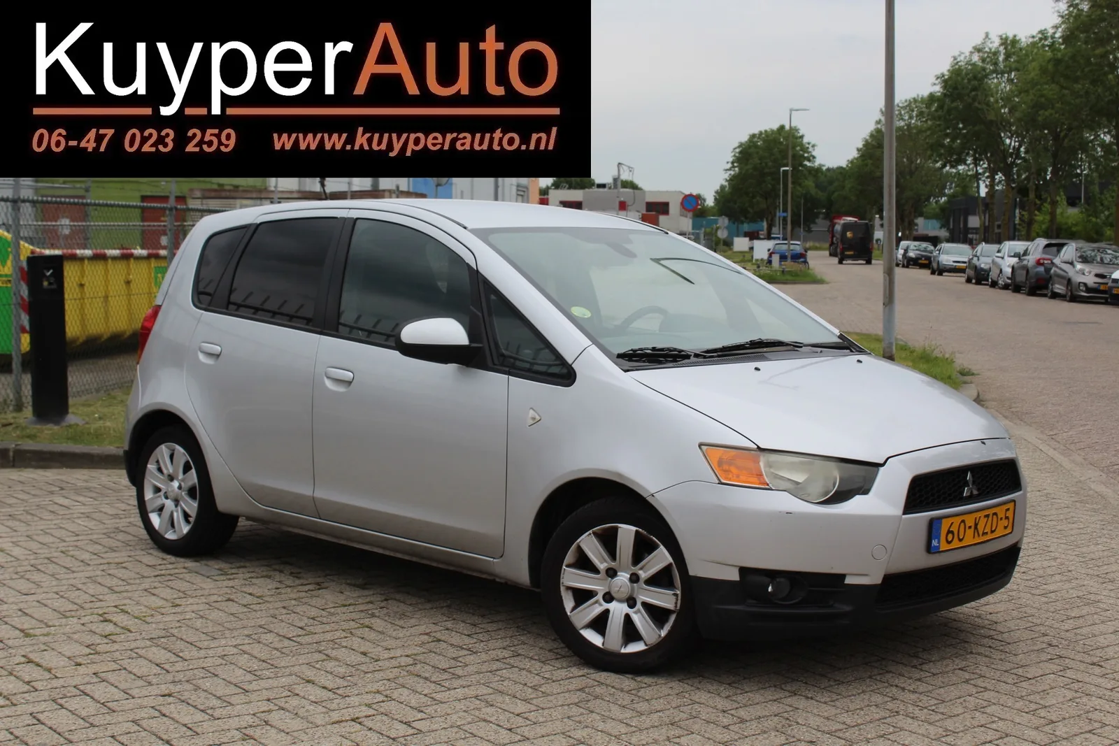 Mitsubishi Colt (2010) — foto 1