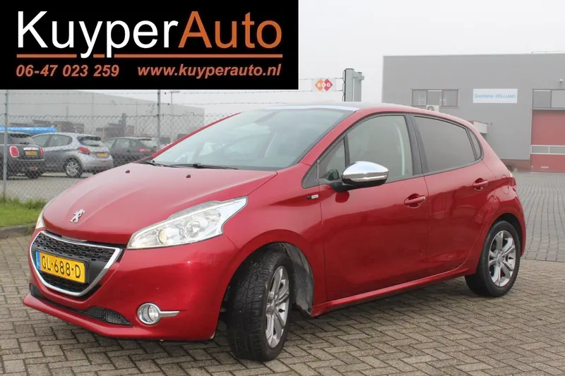 Peugeot 208 (2015)
