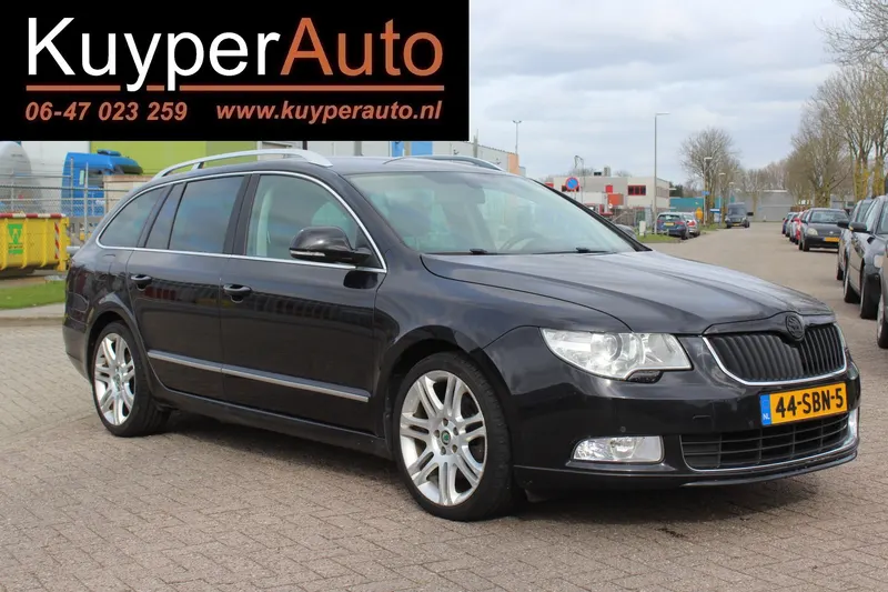 Škoda Superb (2011)