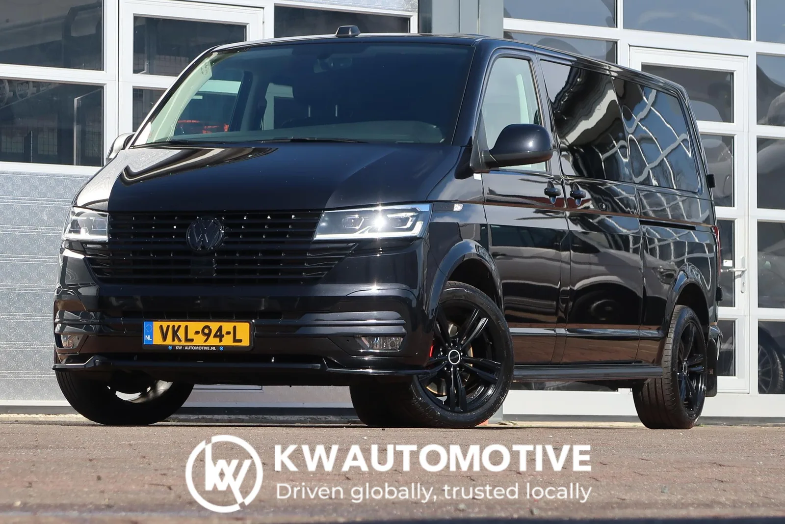 Volkswagen Transporter (2021) — foto 1