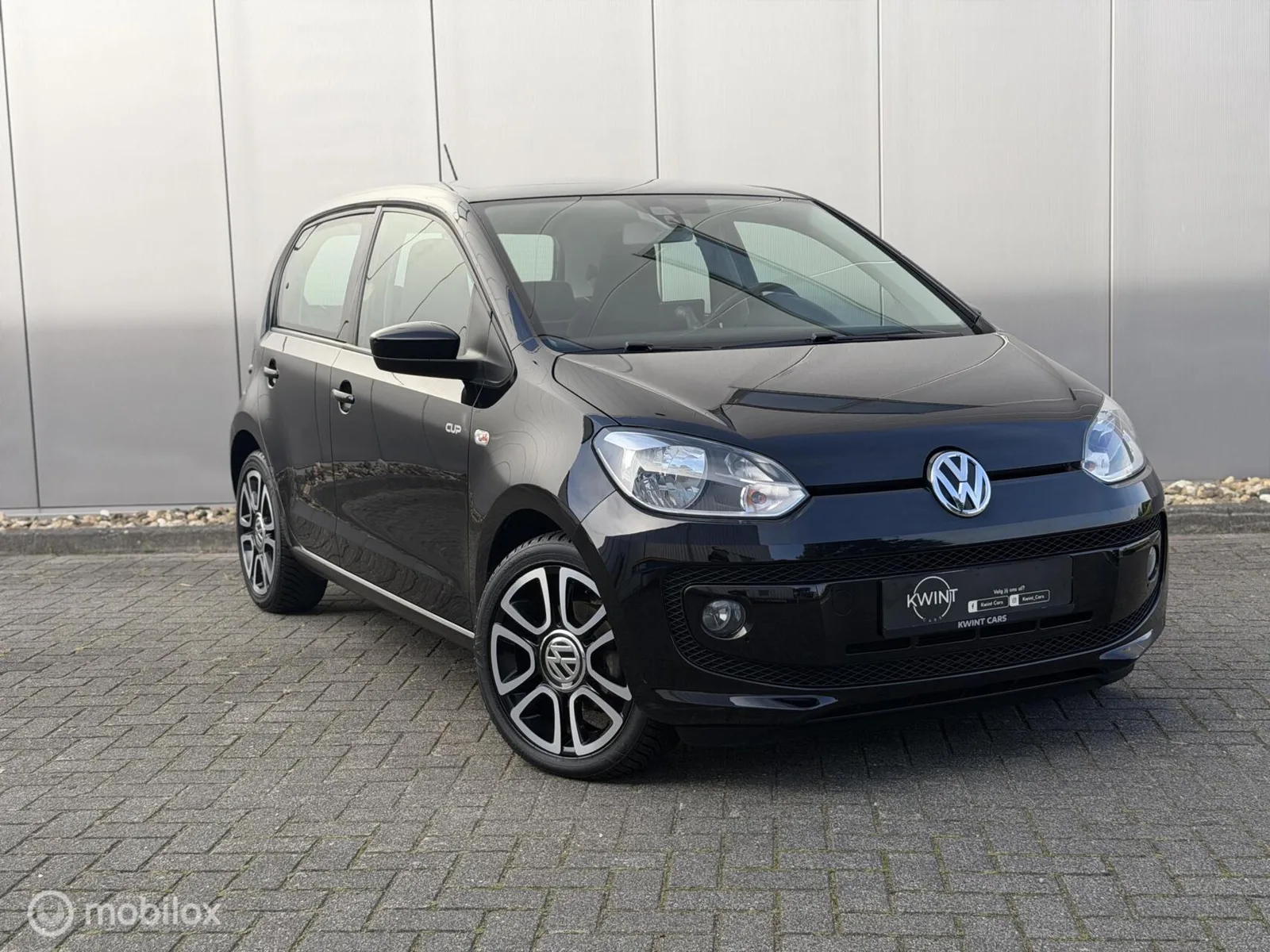Volkswagen Up! (2014) — foto 1