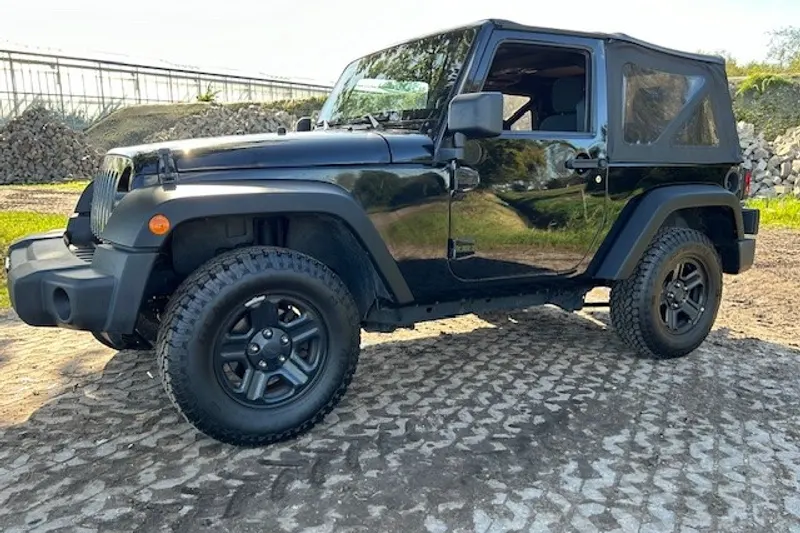 Jeep Wrangler (2011)