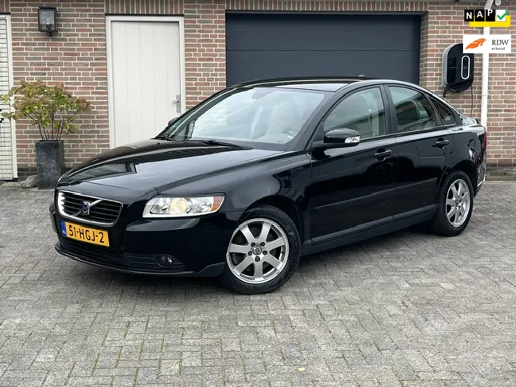 Volvo S40 (2008) — foto 1