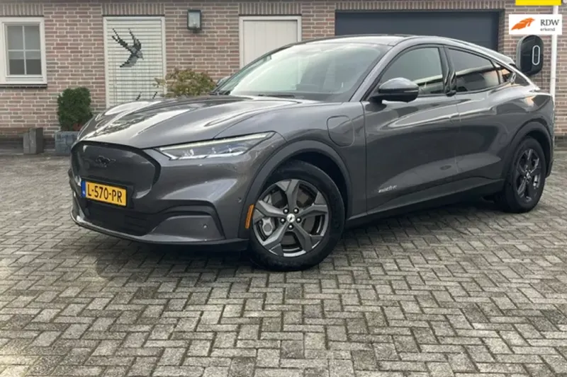 Ford Mustang Mach-E (2021)