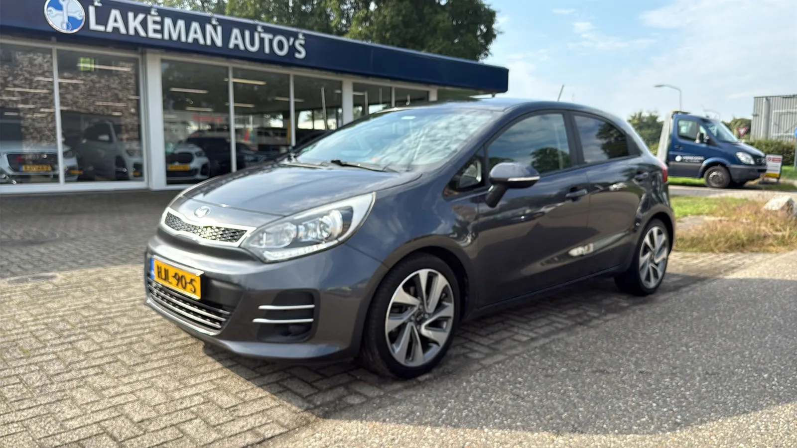 Kia Rio (2017) — foto 1