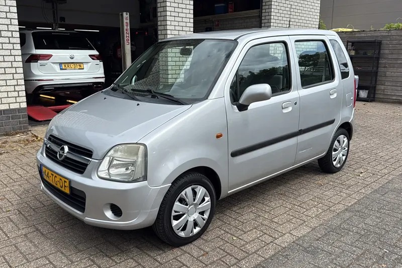 Opel Agila (2006)