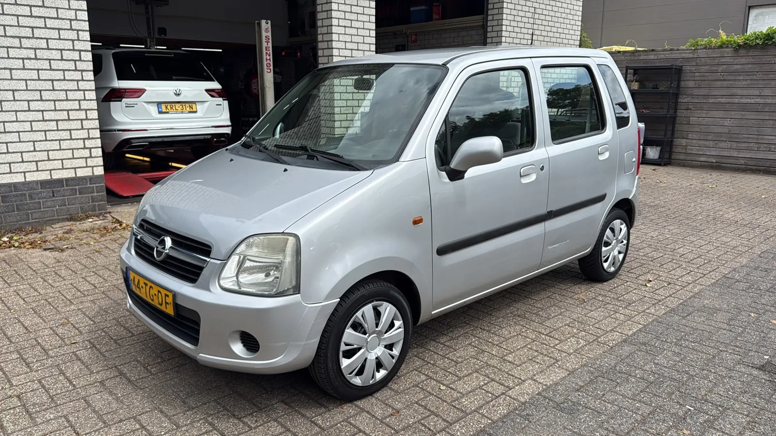 Opel Agila (2006) — foto 1