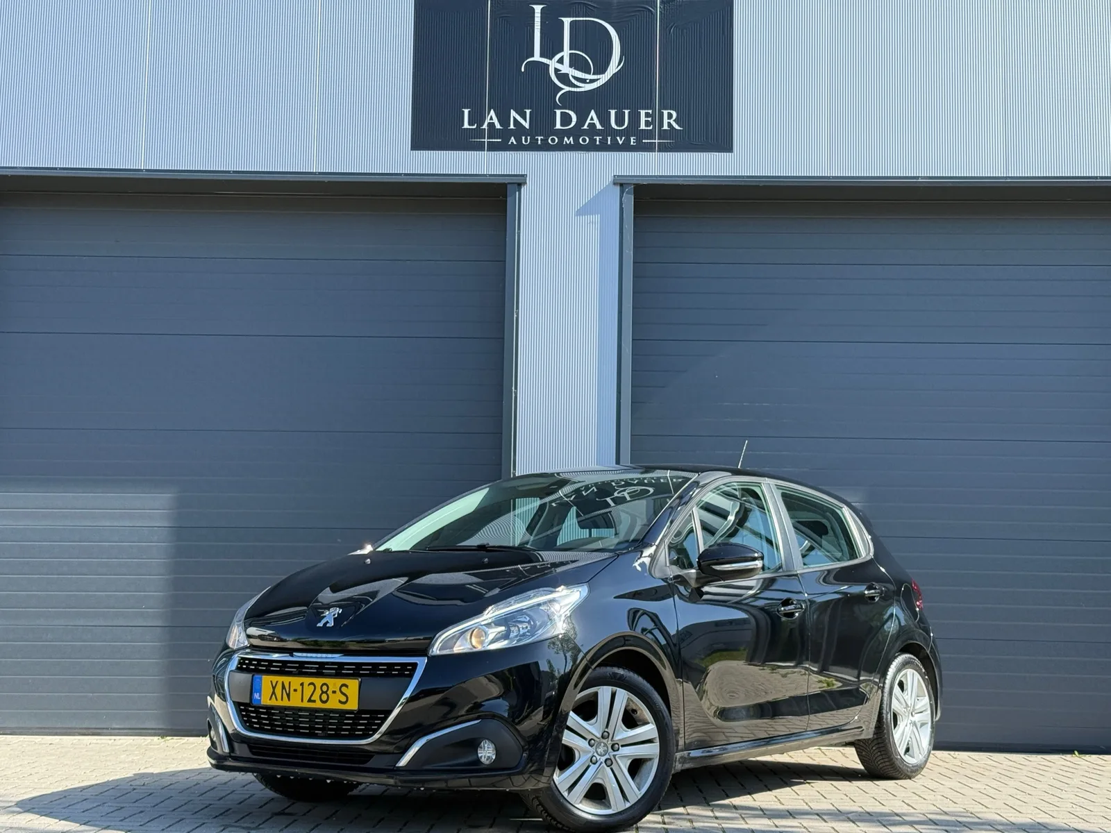 Peugeot 208 (2019) — foto 1