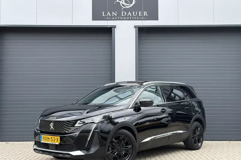Peugeot 5008 (2021)