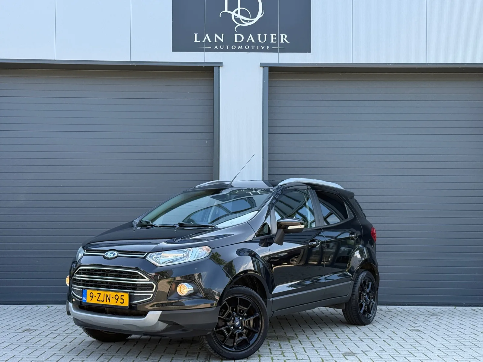 Ford EcoSport (2015) — foto 1