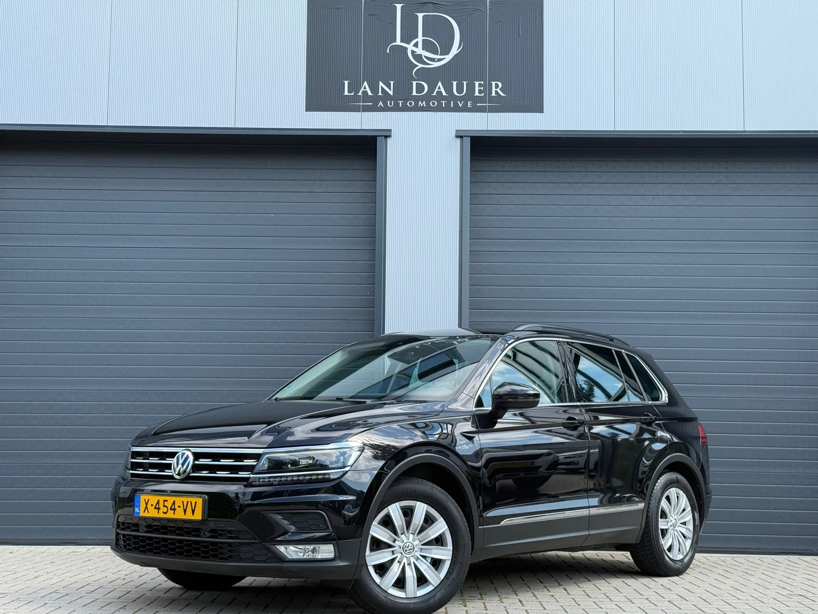 Volkswagen Tiguan (2017) — foto 1