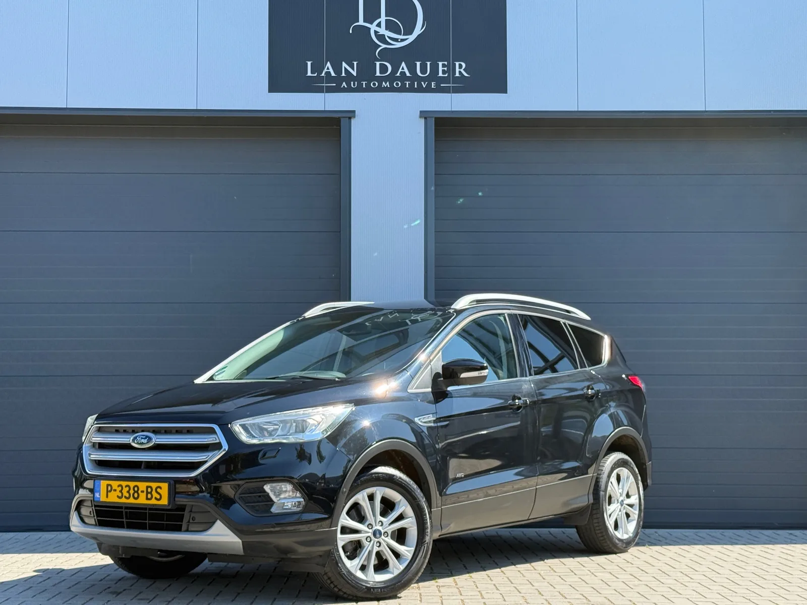 Ford Kuga (2017) — foto 1