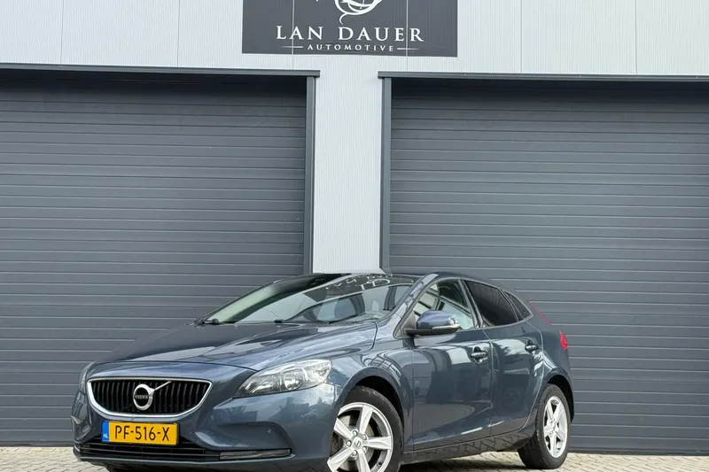 Volvo V40 (2016)