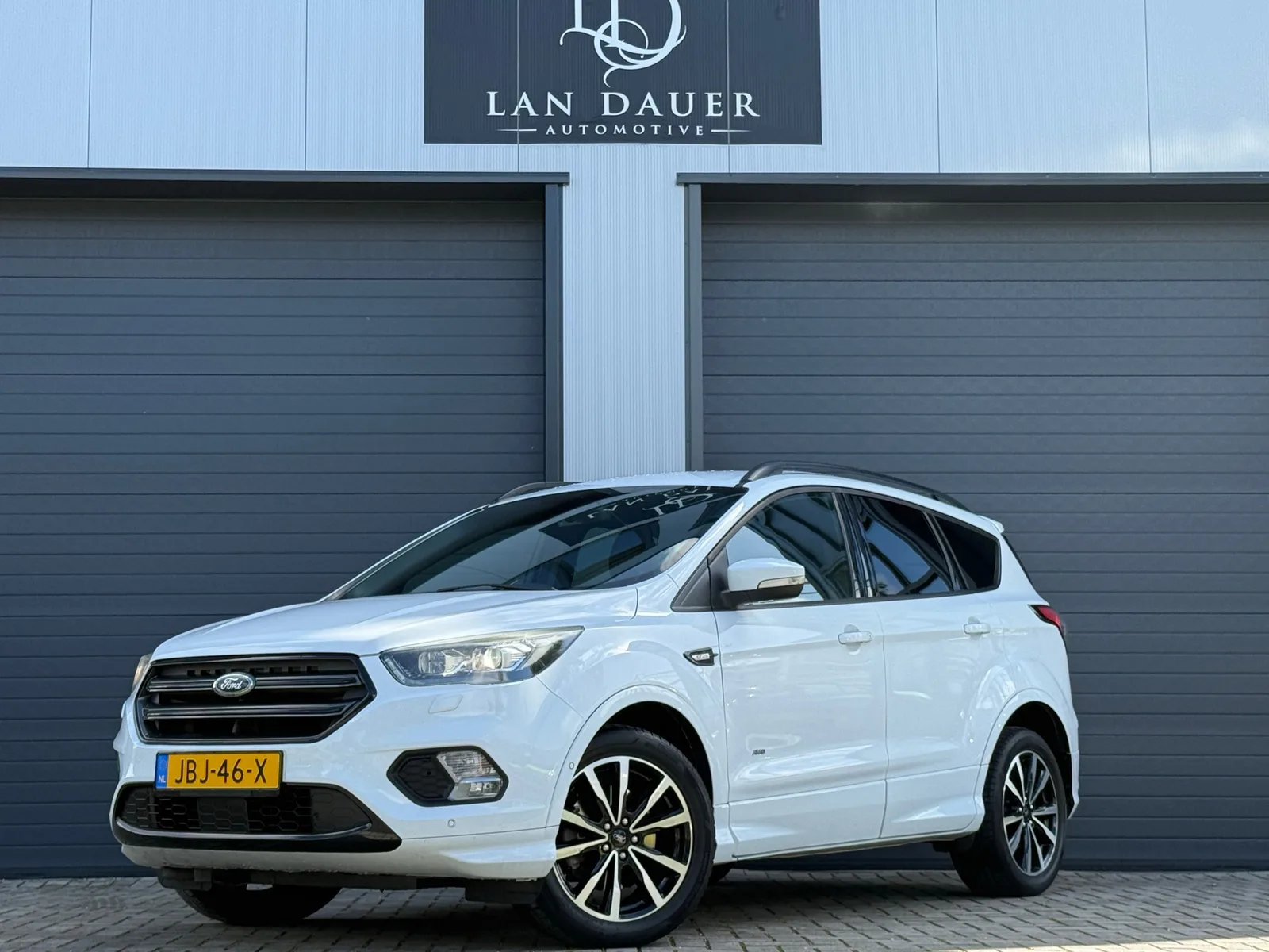 Ford Kuga (2018) — foto 1