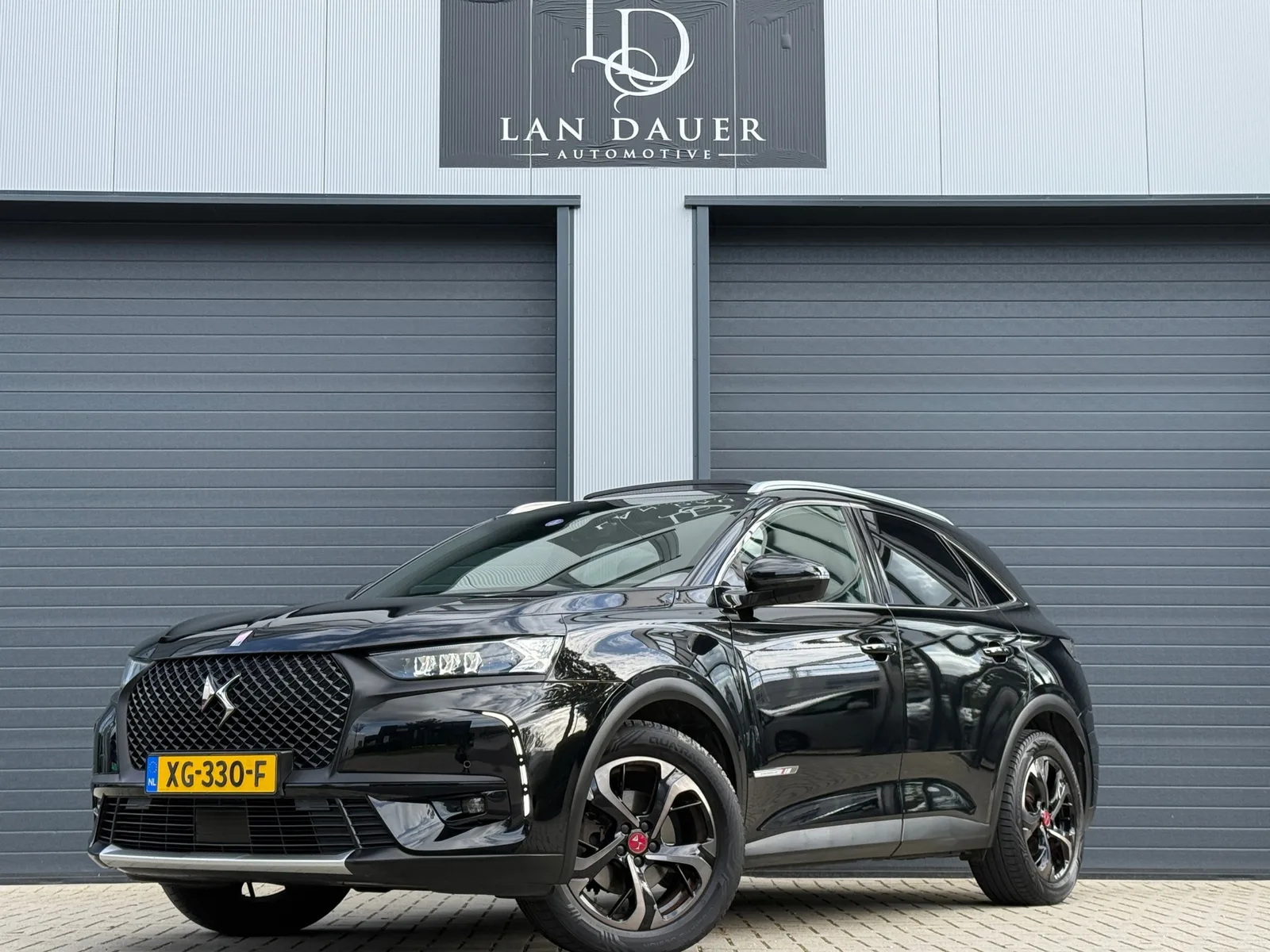DS 7 (2018) — foto 1