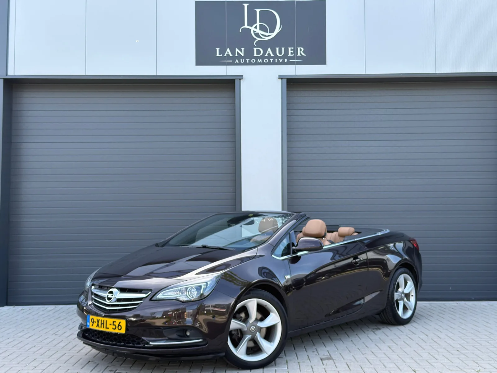 Opel Cascada (2014) — foto 1