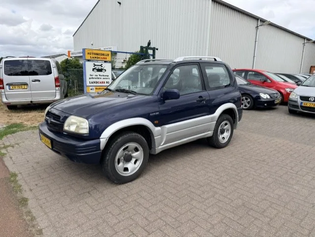 Suzuki Grand Vitara (1999) — foto 1