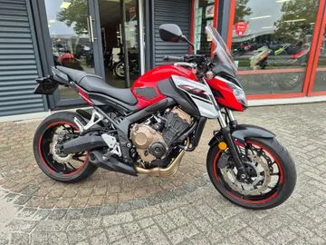 Honda CB650F (2018) — foto 1