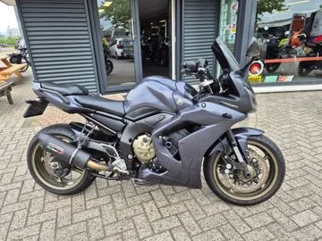 Yamaha FZ 1 Fazer (2009) — foto 1