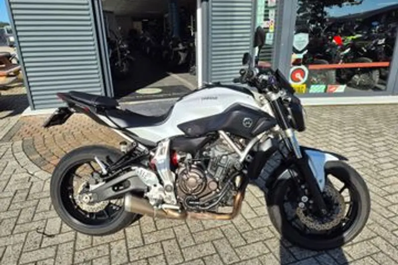 Yamaha MT-07 (2014)