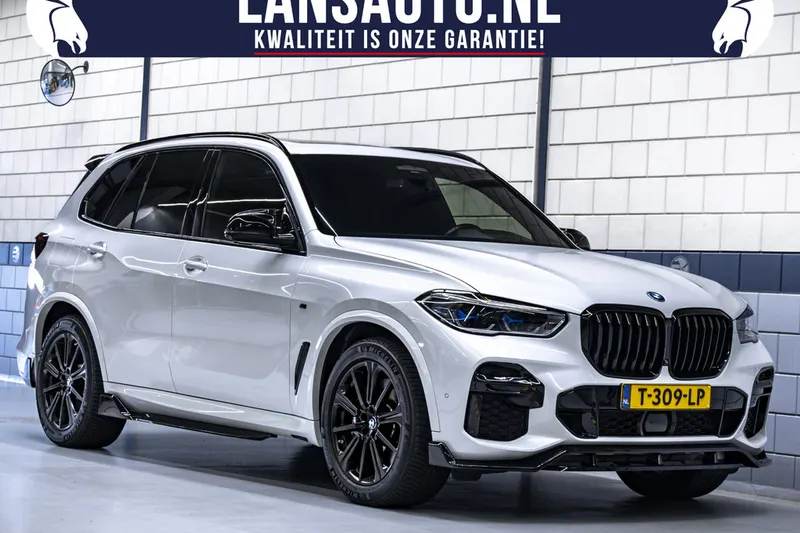 BMW X5 (2022)