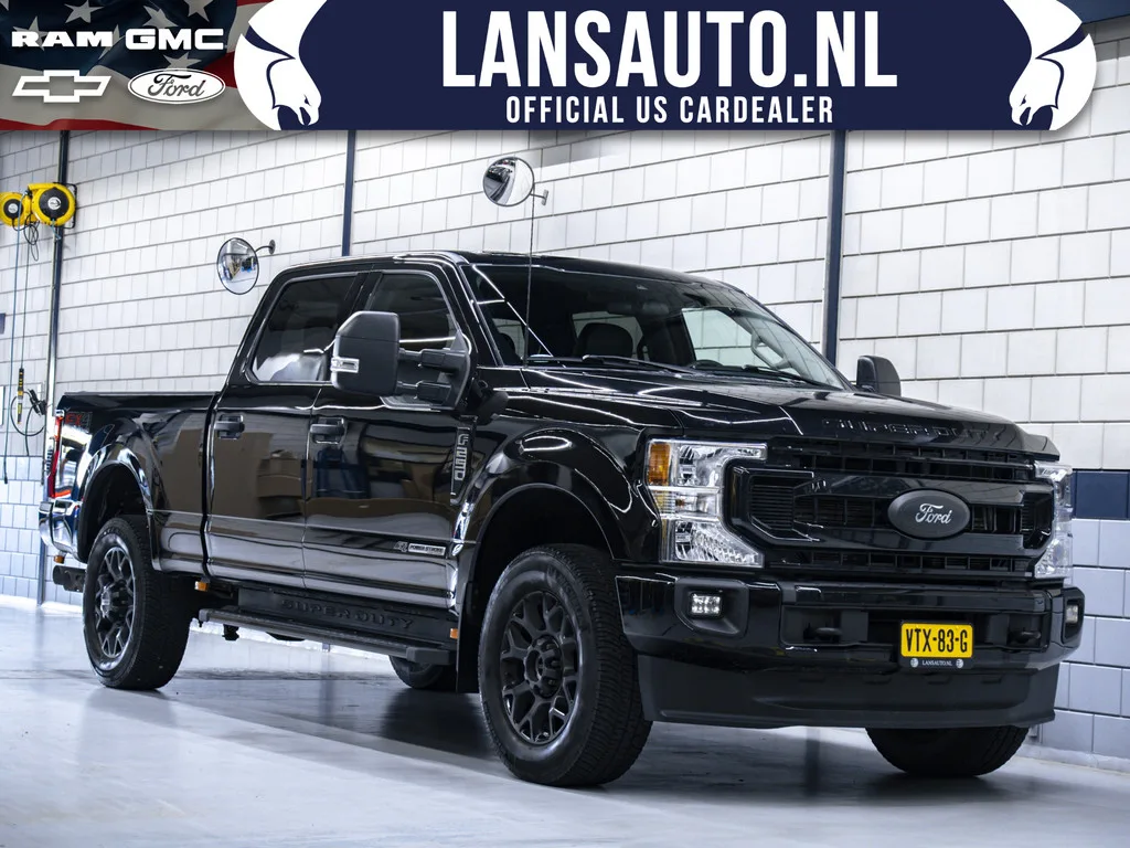 Ford F-250 (2022) — foto 1