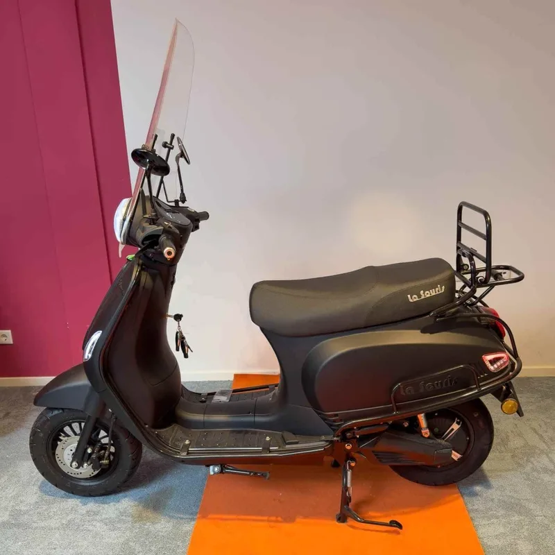 La Souris E-Sourini (2023) — foto 1