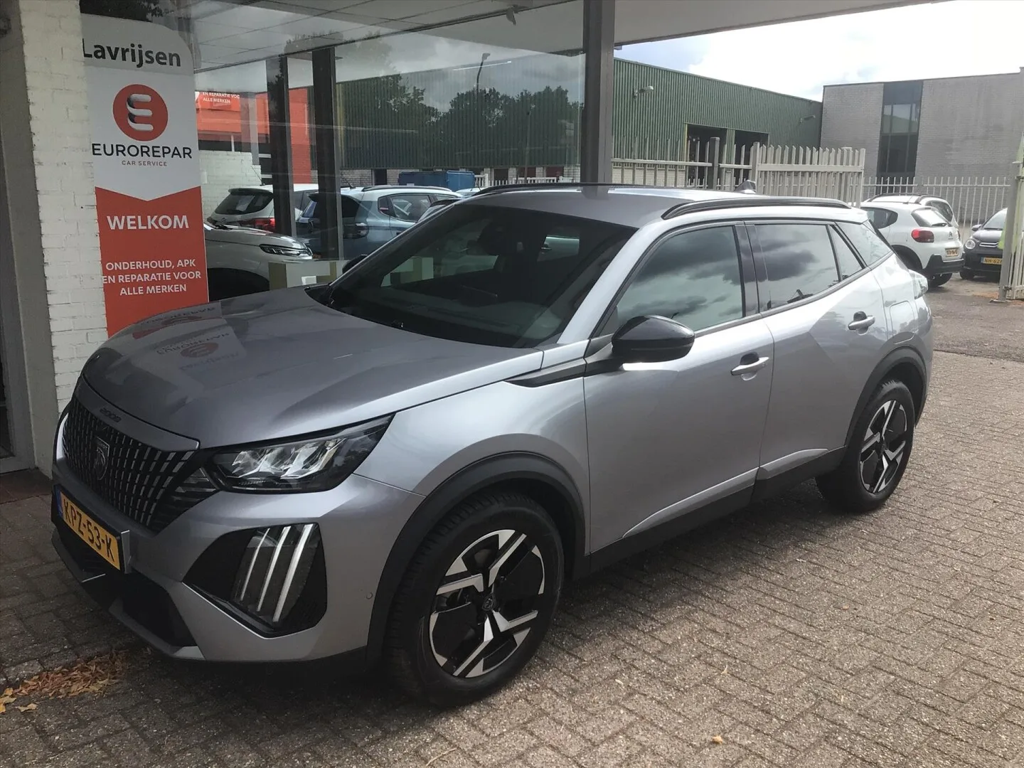 Peugeot 2008 (2025) — foto 1