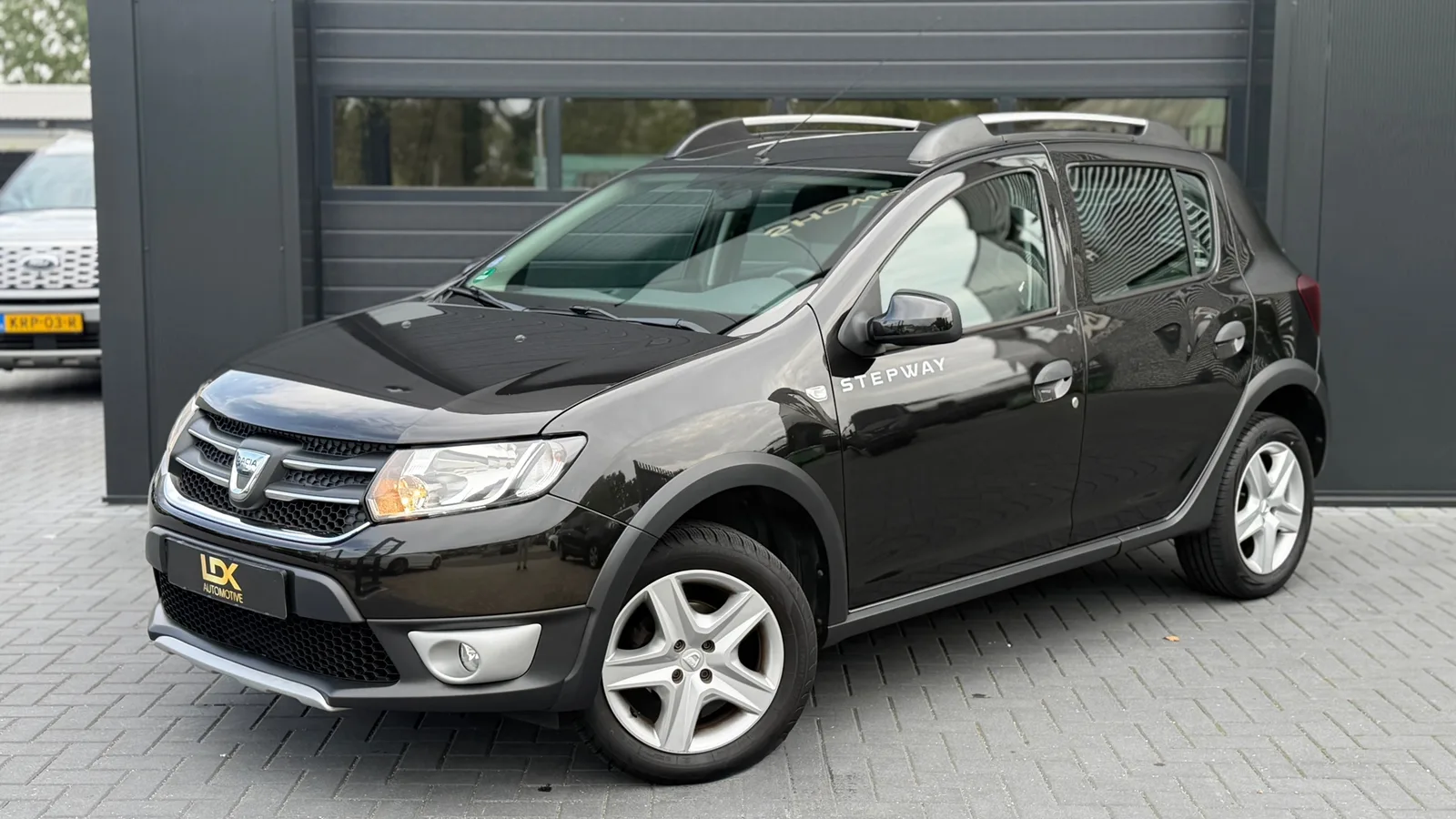 Dacia Sandero (2015) — foto 1