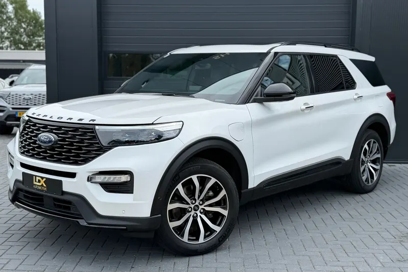 Ford Explorer (2022)