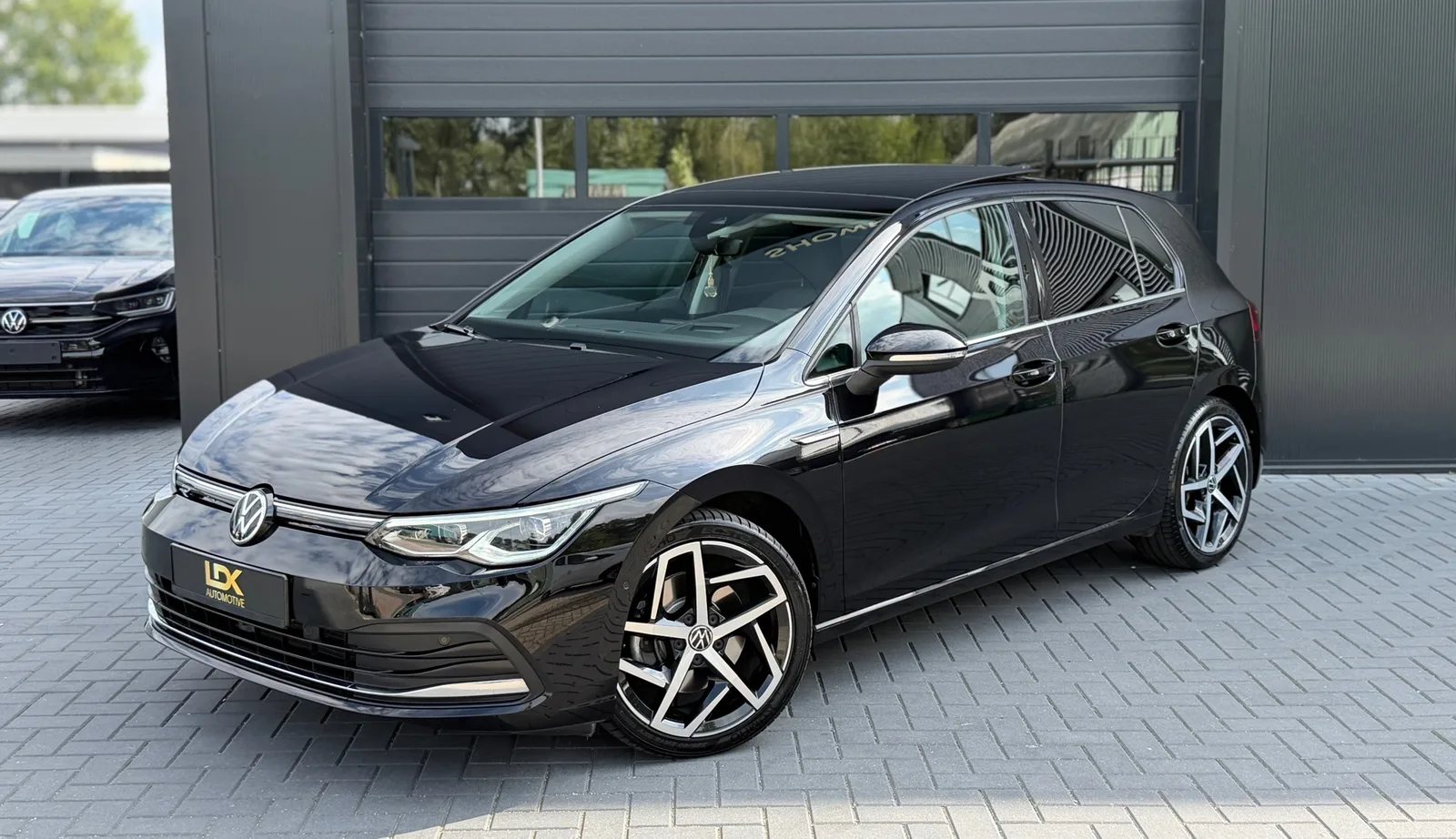Volkswagen Golf (2020) — foto 1